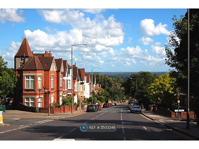 2 Bedroom Flat To Rent In Anerley Hill, London, SE19