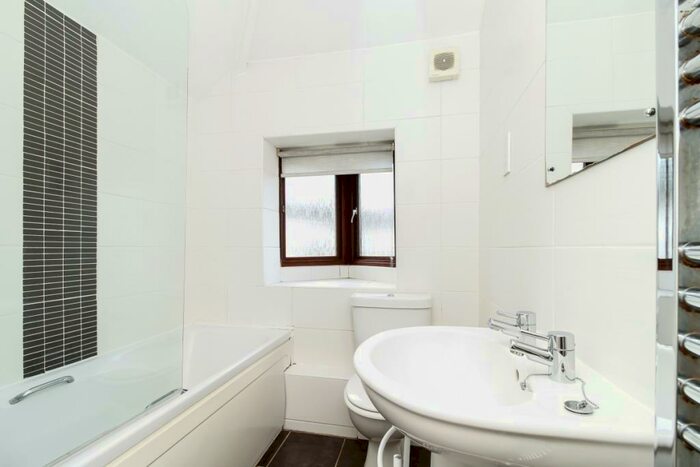 6 Bedroom Terraced House To Rent In Headley Way, Oxford, OX3