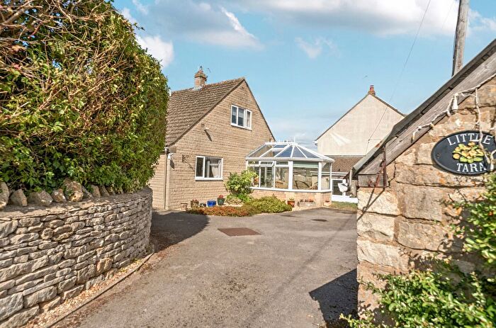 3 Bedroom Bungalow For Sale In Westrip, Stroud, Gloucestershire, GL6