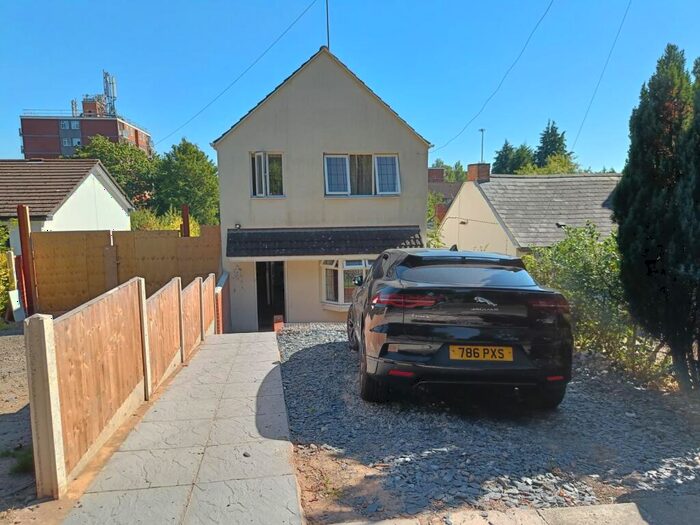 3 Bedroom Detached House To Rent In Weoley Park Road, B29