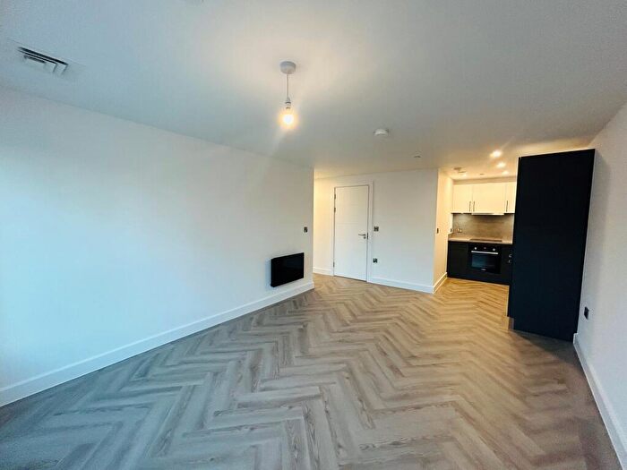 1 Bedroom Apartment To Rent In Upper Gough Street, Birmingham, B1