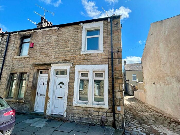 2 Bedroom End Of Terrace House For Sale In Broadway, Lancaster, Lancashire, LA1
