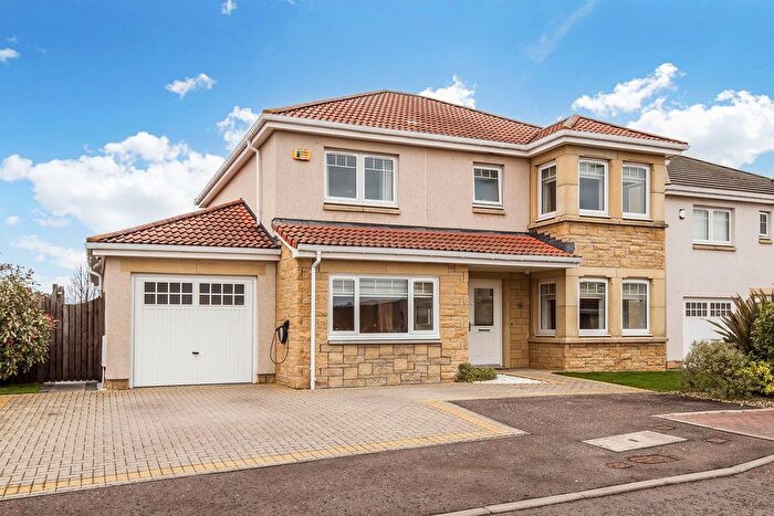 5 Bedroom Detached House For Sale In Laurel Brae, Cupar, KY15