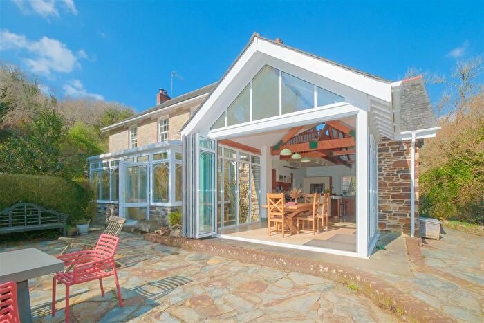 5 Bedroom Detached House For Sale In Roseland, Liskeard, PL14