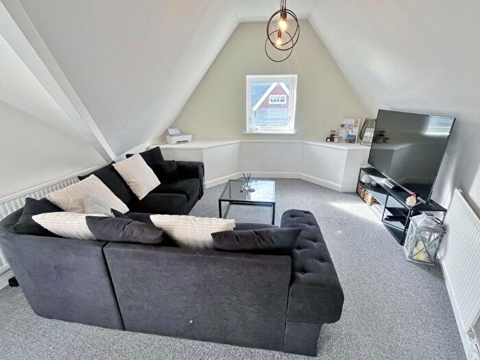 1 Bedroom Flat For Sale In Esplanade Avenue, Porthcawl, Bridgend (County Of), CF36
