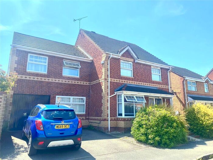 6 Bedroom Detached House To Rent In Cliveden Walk, Nuneaton, Warwickshire, CV11