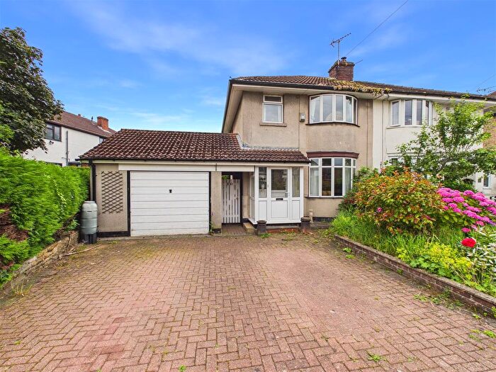 3 Bedroom Semi-Detached House For Sale In Eckington Road, Coal Aston, Dronfield, S18