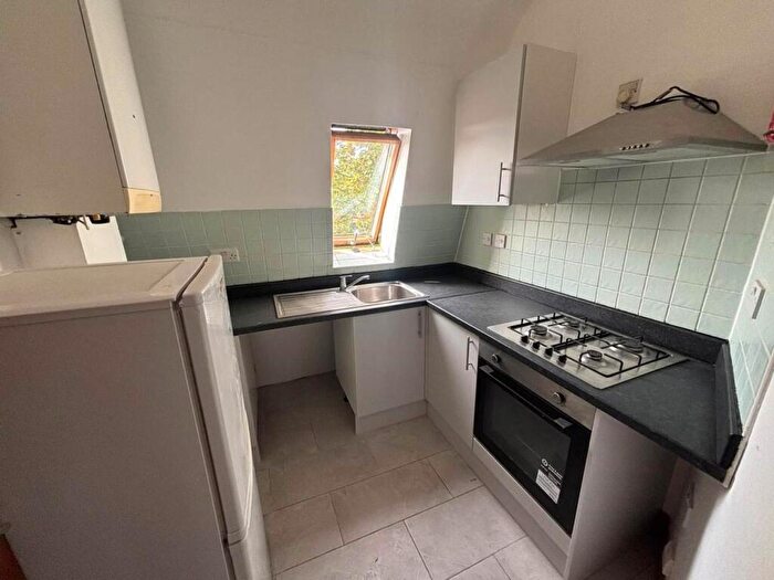 1 Bedroom Flat To Rent In Barking Road, London, E13