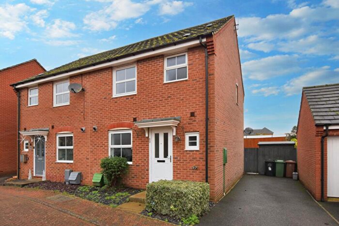 3 Bedroom Semi-Detached House To Rent In Hillside Gardens, Wittering, Stamford, PE8