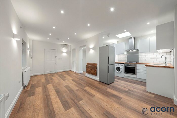 1 Bedroom Flat To Rent In Regents Park Road, London, N3