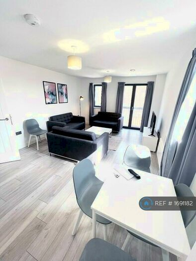 2 Bedroom Flat To Rent In Parliament Street, Liverpool, L8