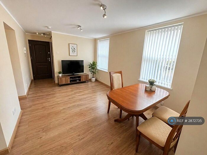 2 Bedroom Flat To Rent In Crystal Road, Blackpool, FY1