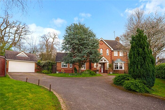 4 Bedroom Detached House For Sale In Standing Stones, Great Billing, Northampton, NN3