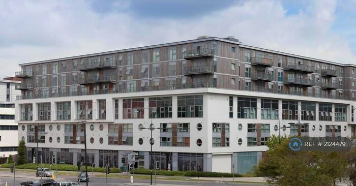 2 Bedroom Flat To Rent In Beckhampton Street, Swindon, SN1