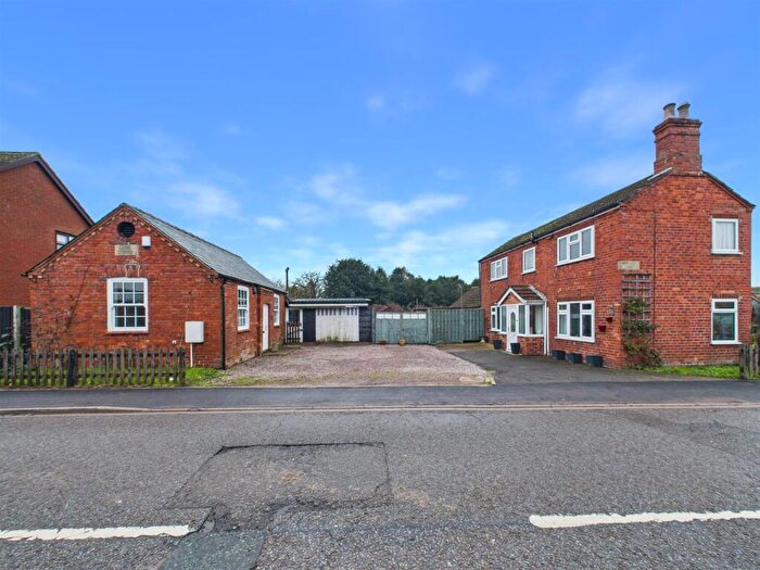 2 Bedroom Cottage For Sale In Mythe Cottage & The Old School House, Ashby Road, Spilsby, PE23