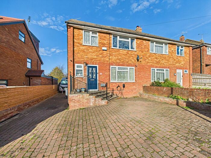 4 Bedroom Semi Detached House For Sale In Brackley Road, Hazlemere, HP15