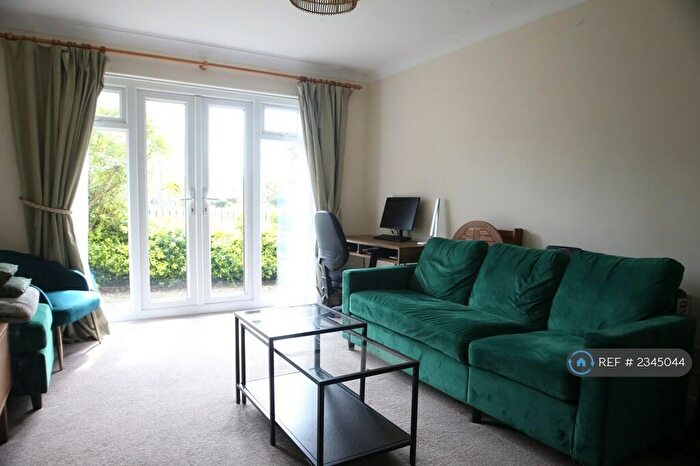 1 Bedroom Flat To Rent In Wilberforce Mews, Maidenhead, SL6