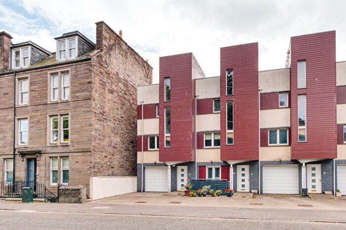 4 Bedroom Town House For Sale In A Perth Road, Dundee, DD2
