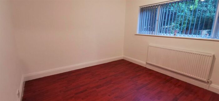 2 Bedroom Terraced House To Rent In Berwick Avenue, Hayes, UB4