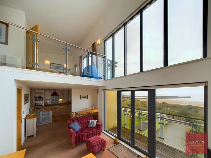 3 Bedroom Flat To Rent In St Margaret's Court, Swansea, SA1