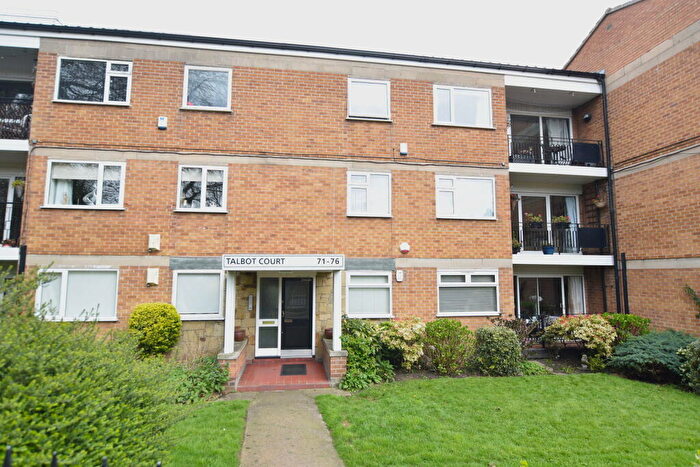 2 Bedroom Flat For Sale In Talbot Court, Prenton, Wirral, CH43