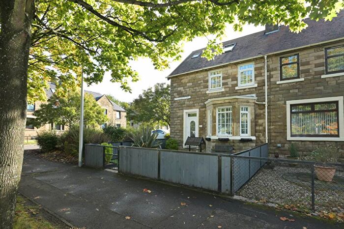 3 Bedroom End Of Terrace House For Sale In St. Clements Crescent, Wallyford, Musselburgh, EH21