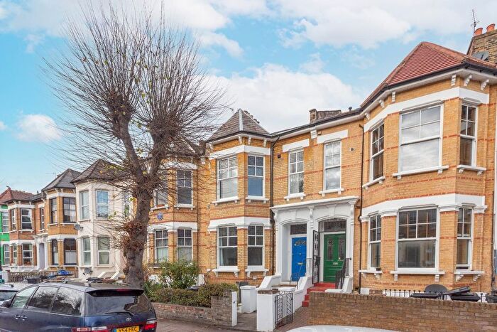 5 Bedroom Terraced House To Rent In Thistlewaite Road, London, E5