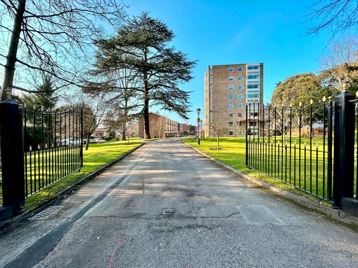 2 Bedroom Flat To Rent In Evesham Road, Cheltenham, GL52