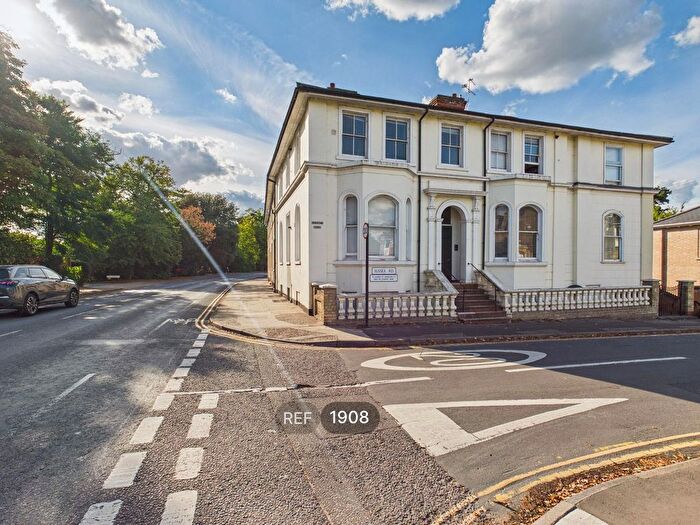 2 Bedroom Flat To Rent In Sussex Lodge, , Sussex Road, Colchester, CO3