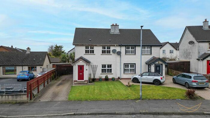3 Bedroom Property For Sale In Ballyeaston Road, Ballyclare, BT39