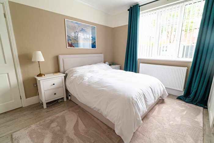 2 Bedroom Flat For Sale In Coldstream Gardens, Wallsend, Wallsend, NE28