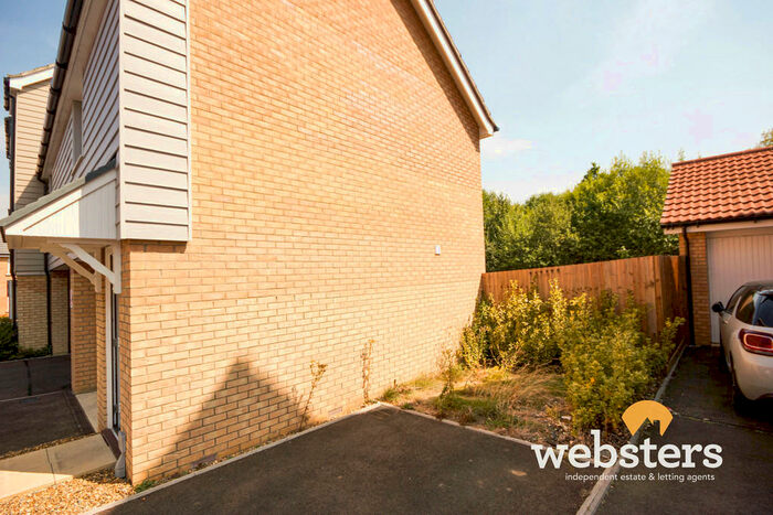 2 Bedroom Flat To Rent In Falcon Crescent, Norwich, NR8