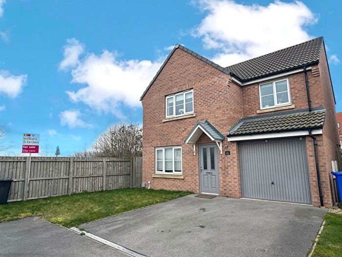 4 Bedroom Detached House For Sale In President Place, Harworth, Doncaster, DN11