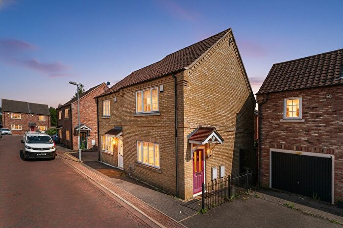 2 Bedroom Semi-detached House For Sale In Steeple View, Wisbech, PE13