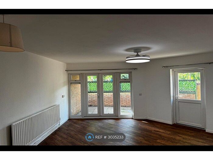2 Bedroom Flat To Rent In Oldbrook, Milton Keynes, MK6
