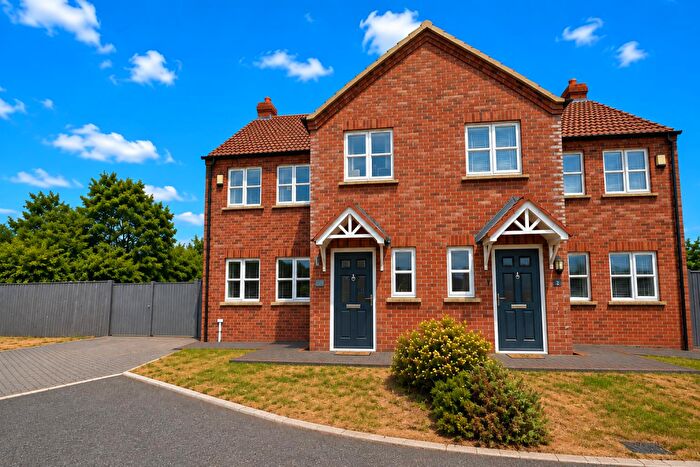 3 Bedroom Semi-Detached House For Sale In Wellington Court, Holton-Le-Clay, Grimsby, DN36