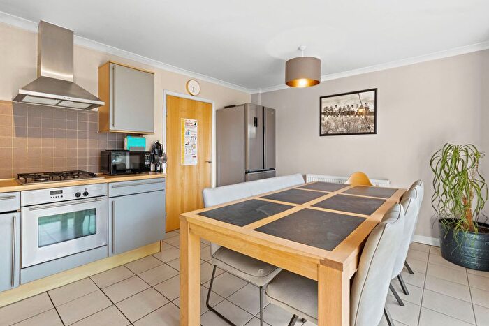3 Bedroom Terraced House For Sale In West Quay, Newhaven, BN9
