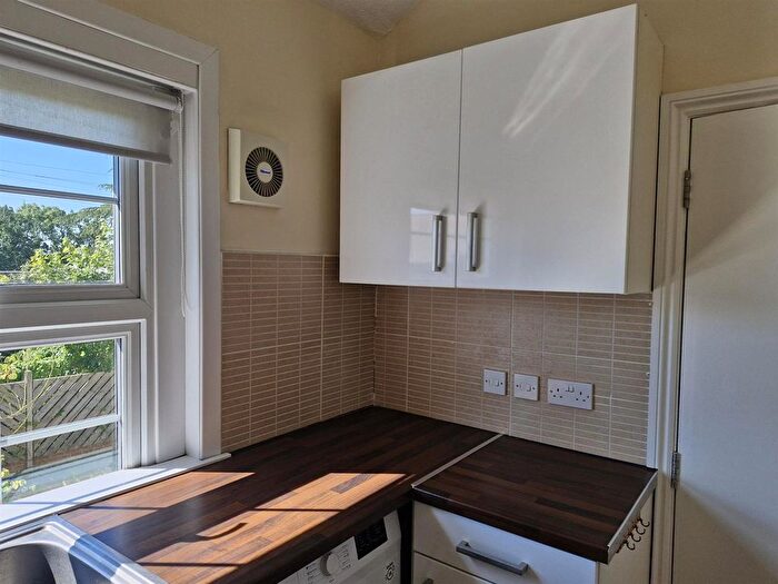 1 Bedroom Flat To Rent In Lavender Crescent, St.Albans, AL3