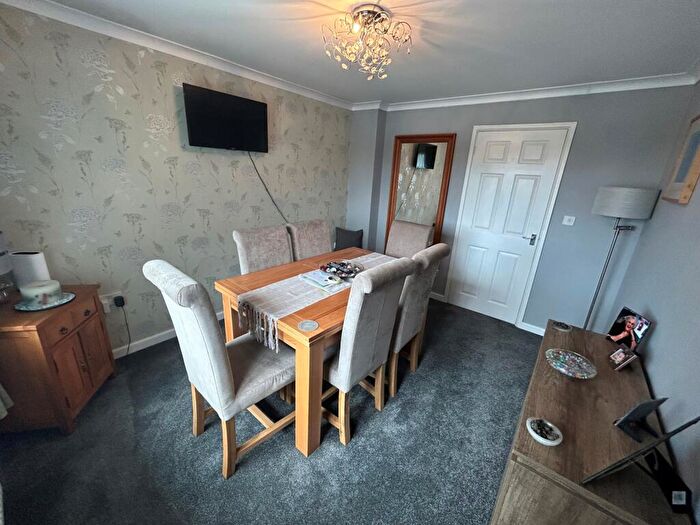 2 Bedroom Bungalow For Sale In Southway Drive, Yeovil, BA21