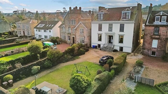 4 Bedroom Flat For Sale In Esplanade, Greenock, PA16