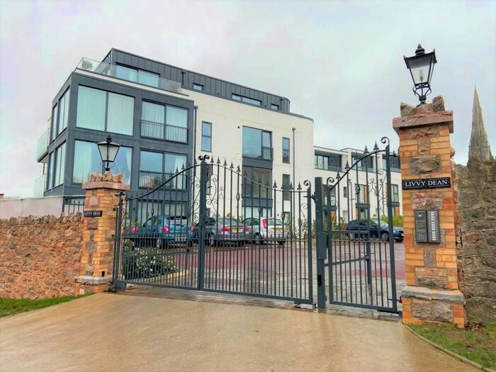 2 Bedroom Flat To Rent In St. Margarets Road, St. Marychurch, Torquay, TQ1