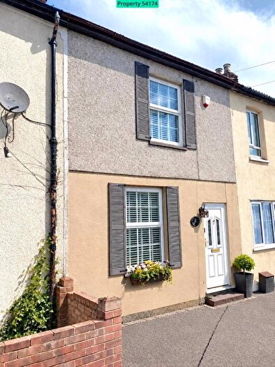 3 Bedroom Semi-Detached House For Sale In Swanscombe Street, Swanscombe, DA10