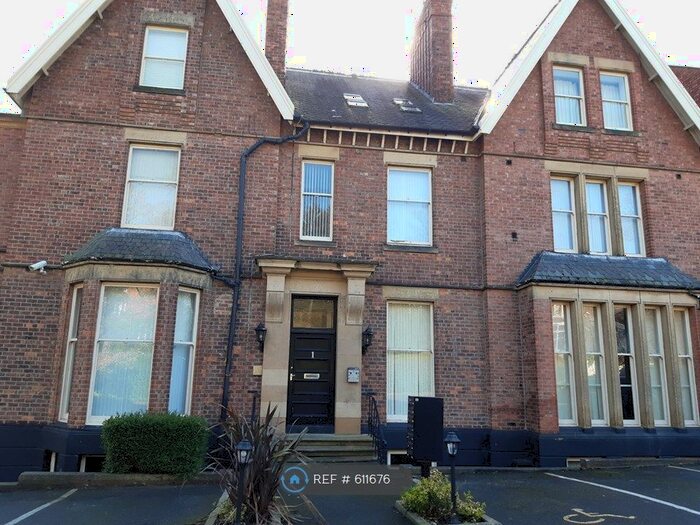 3 Bedroom Flat To Rent In Thornhill Park, Sunderland, SR2