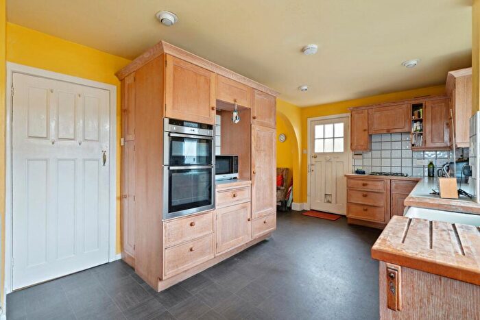 5 Bedroom Detached House For Sale In Highfield Road, West Moors, Ferndown, Dorset, BH22