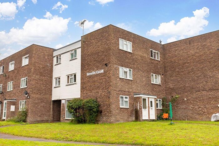 2 Bedroom Maisonette For Sale In Wakehams Green Drive, Crawley, RH10