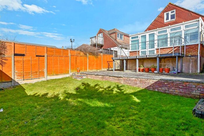 4 Bedroom Chalet For Sale In Downs Valley Road, Woodingdean, Brighton, East Sussex, BN2