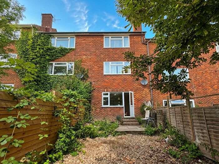 5 Bedroom Town House To Rent In Booker Lane, High Wycombe, HP12