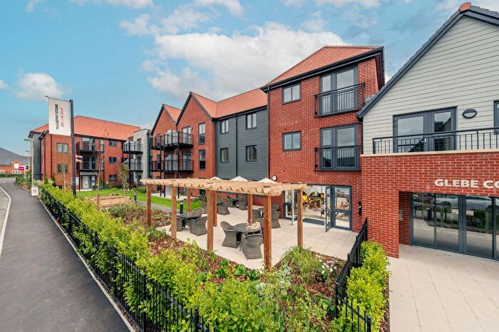 1 Bedroom Flat For Sale In Glebe Court, Abbotswood Common Road, Romsey, Hampshire, SO51
