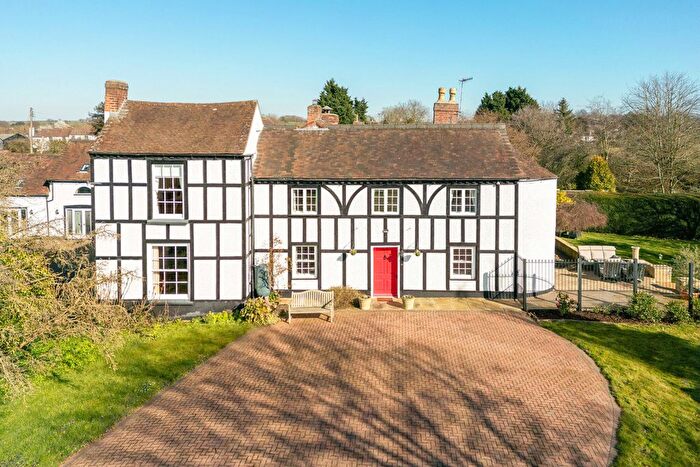 6 Bedroom Detached House For Sale In Napleton Lane Kempsey, Worcestershire, WR5