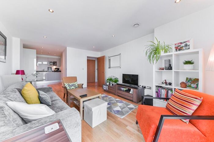 1 Bedroom Apartment To Rent In The Crescent, Seager Distillery, Deptford, SE8